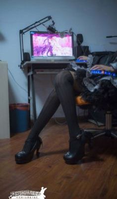 污草莓APP免费下载_蓝光全集免费播放